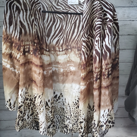 Kim Rogers Animal Print Kimino/Coverup - Picture 2 of 7